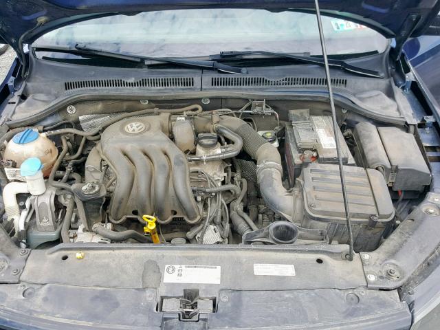 3VW2K7AJ2EM256080 - 2014 VOLKSWAGEN JETTA BASE 蓝色 照片 7