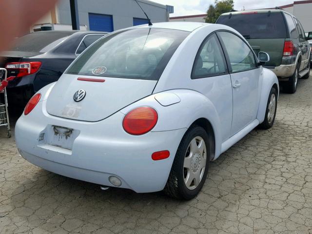 3VWCC21C4YM474399 - 2000 VOLKSWAGEN NEW BEETLE WHITE photo 4