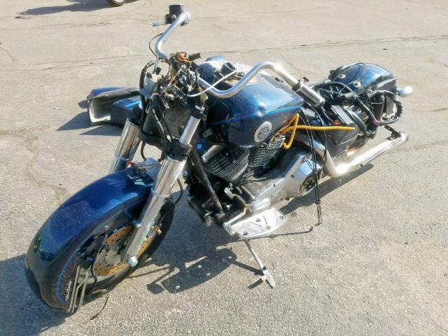 1HD1FCW181Y654072 - 2001 HARLEY-DAVIDSON FLHTCUI BLUE photo 2