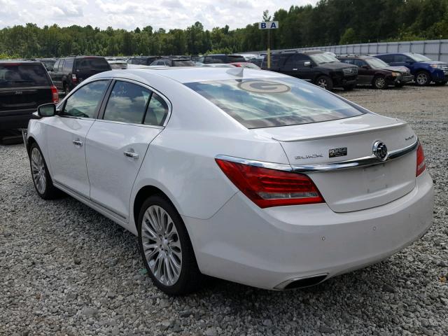 1G4GF5G36GF190142 - 2016 BUICK LACROSSE P WHITE photo 3