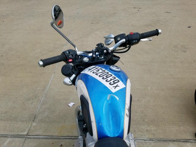 SMTD10GN9HT817608 - 2017 TRIUMPH MOTORCYCLE BONNEVILLE TWO TONE photo 5