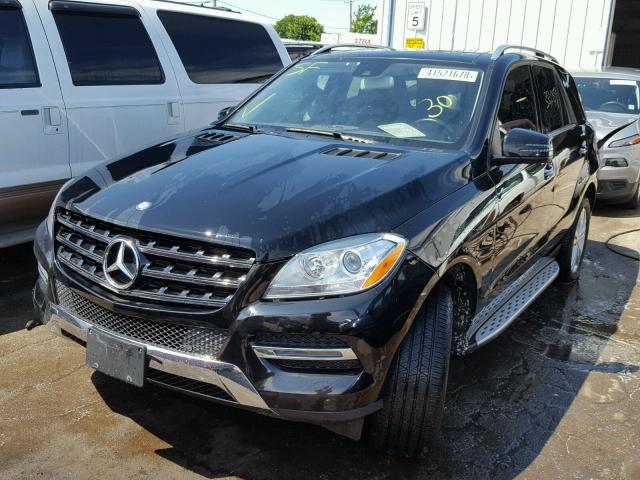 4JGDA0EB1FA579426 - 2015 MERCEDES-BENZ ML 250 BLU BLACK photo 2