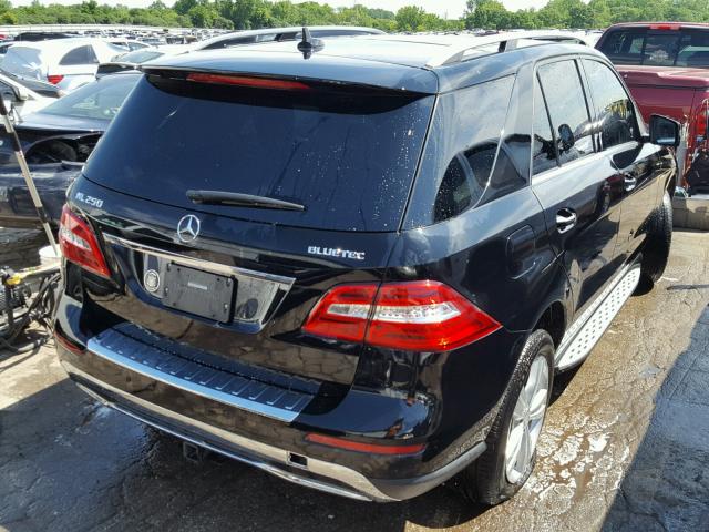 4JGDA0EB1FA579426 - 2015 MERCEDES-BENZ ML 250 BLU BLACK photo 4