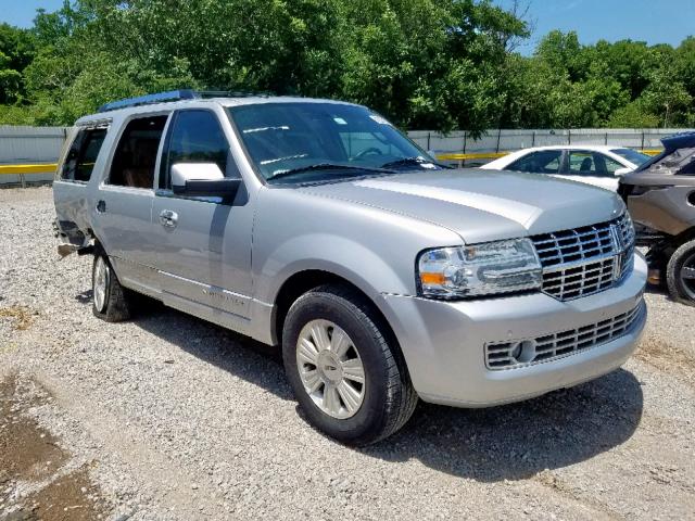 5LMJJ2H50BEJ08369 - 2011 LINCOLN NAVIGATOR SILVER photo 1