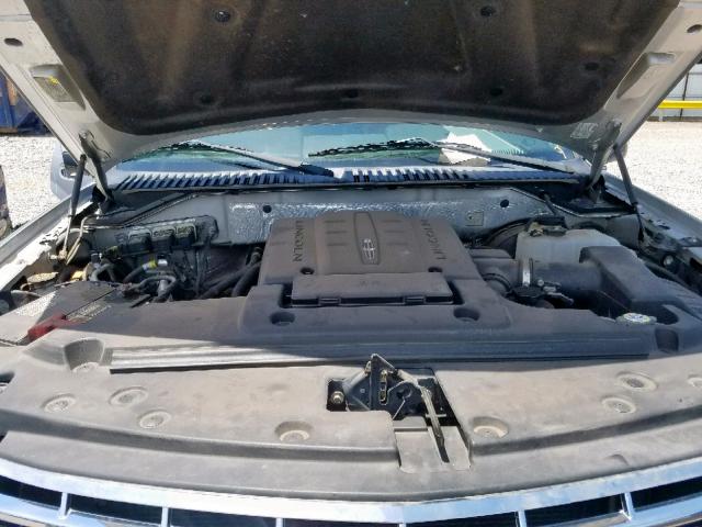 5LMJJ2H50BEJ08369 - 2011 LINCOLN NAVIGATOR SILVER photo 7