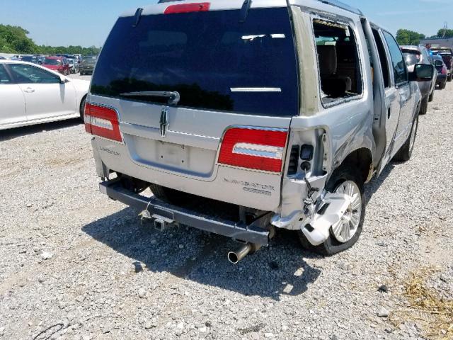 5LMJJ2H50BEJ08369 - 2011 LINCOLN NAVIGATOR SILVER photo 9