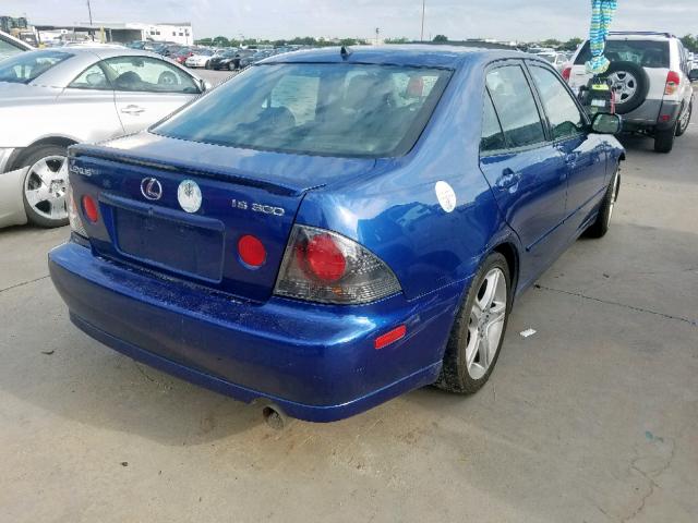 JTHBD192220054148 - 2002 LEXUS IS 300 BLUE photo 4