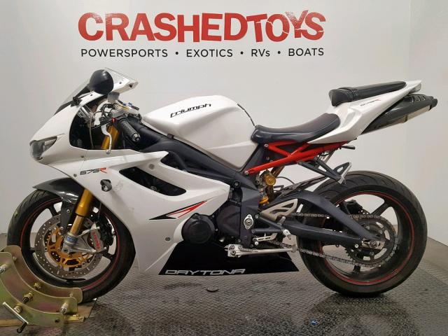 SMTD03NSXCT505979 - 2012 TRIUMPH MOTORCYCLE DAYTONA 67 WHITE photo 3