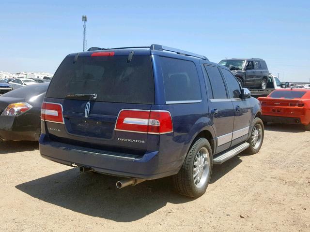 5LMFU28547LJ05460 - 2007 LINCOLN NAVIGATOR ლურჯი ფოტო 4