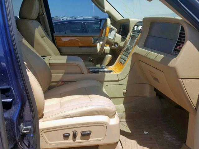 5LMFU28547LJ05460 - 2007 LINCOLN NAVIGATOR ლურჯი ფოტო 5