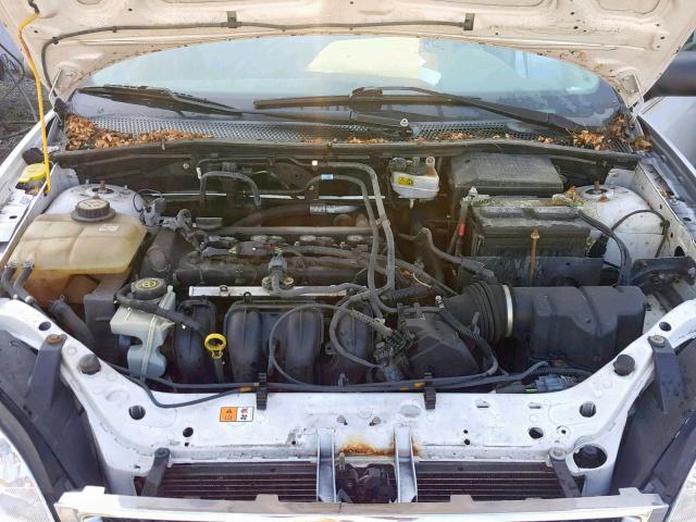 1FAHP34N97W152300 - 2007 FORD FOCUS ZX4 WHITE photo 7