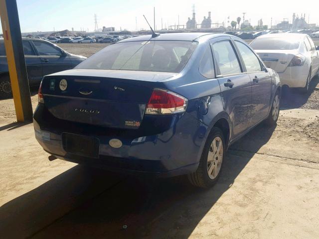 1FAHP34N58W208279 - 2008 FORD FOCUS S/SE BLUE photo 4