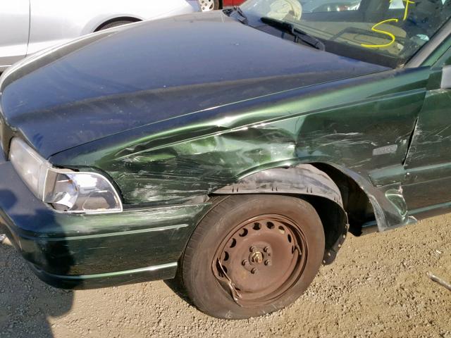 YV1LS5578W1553938 - 1998 VOLVO S70 GREEN photo 9