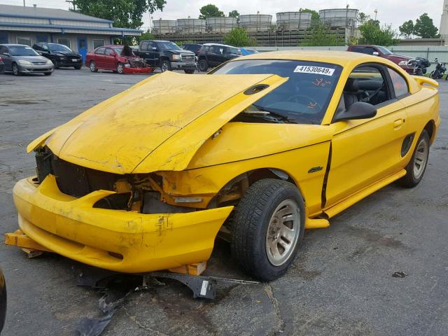 1FAFP42X3WF157198 - 1998 FORD MUSTANG GT YELLOW photo 2