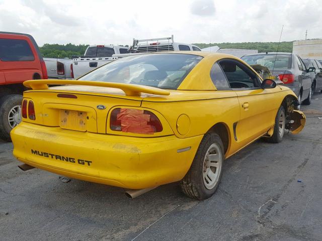 1FAFP42X3WF157198 - 1998 FORD MUSTANG GT YELLOW photo 4