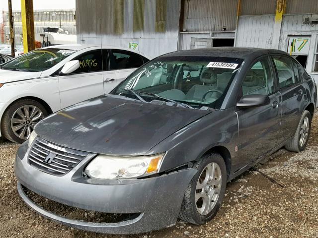 1G8AZ52F94Z204252 - 2004 SATURN ION LEVEL SILVER photo 2