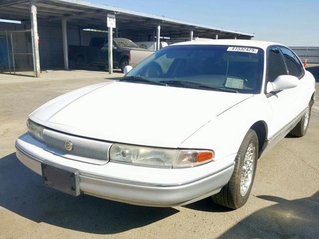 2C3HC56F2SH631693 - 1995 CHRYSLER LHS WHITE photo 2