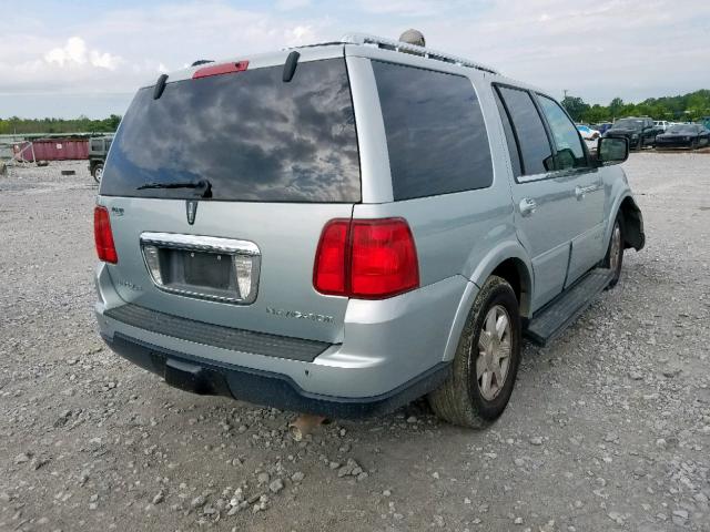 5LMFU28535LJ06631 - 2005 LINCOLN NAVIGATOR ნაცრისფერი ფოტო 4