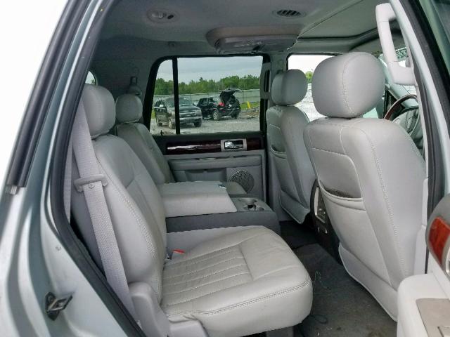 5LMFU28535LJ06631 - 2005 LINCOLN NAVIGATOR ნაცრისფერი ფოტო 6