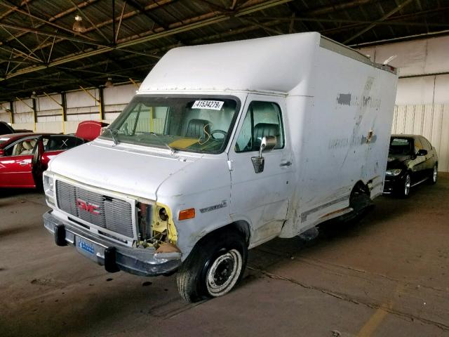 2GDGG31K2N4506222 - 1992 GMC CUTAWAY VA WHITE photo 2