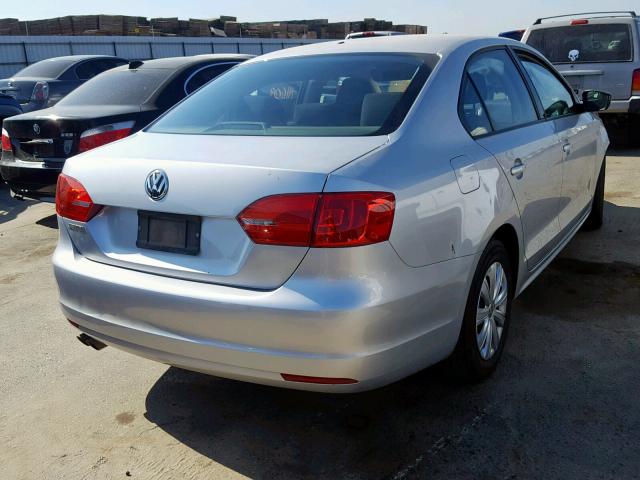 3VW2K7AJ8EM236688 - 2014 VOLKSWAGEN JETTA BASE 银色 照片 4