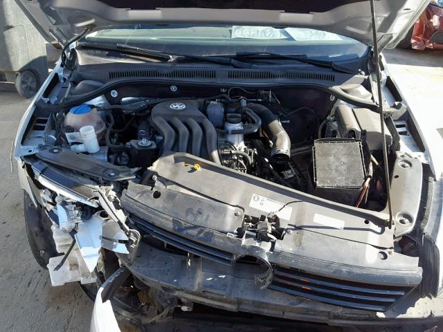 3VW2K7AJ8EM236688 - 2014 VOLKSWAGEN JETTA BASE 银色 照片 7