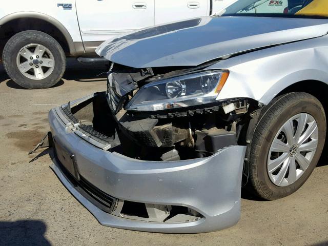 3VW2K7AJ8EM236688 - 2014 VOLKSWAGEN JETTA BASE 银色 照片 9