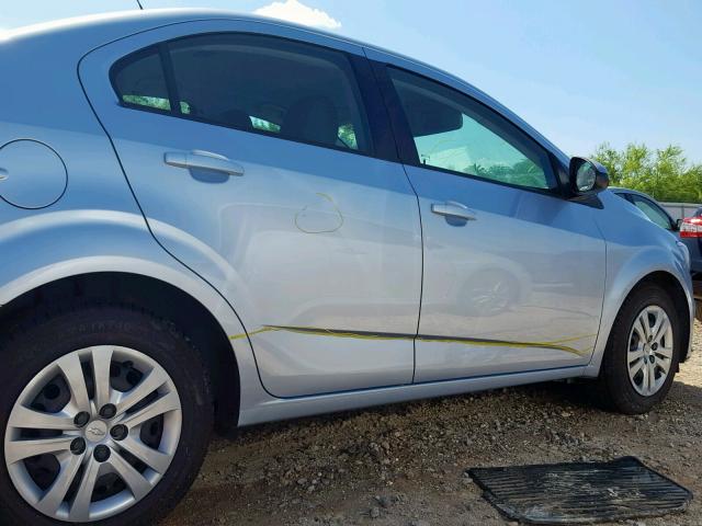 1G1JB5SH6H4144468 - 2017 CHEVROLET SONIC LS BLUE photo 9