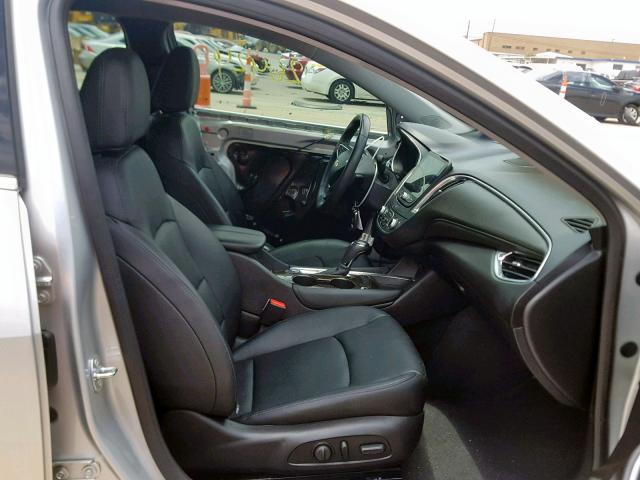 1G1ZH5SX2GF342332 - 2016 CHEVROLET MALIBU PRE SILVER photo 5