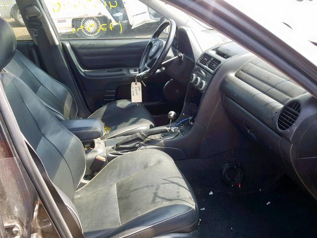 JTHBD192640083316 - 2004 LEXUS IS 300 GRAY photo 5