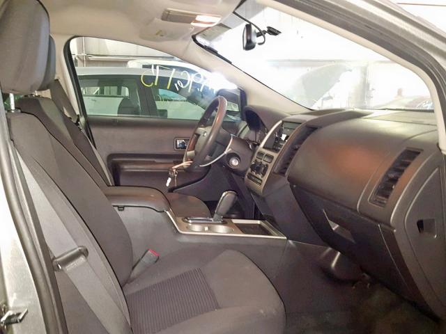 2FMDK36C68BA64807 - 2008 FORD EDGE SE GRAY photo 5