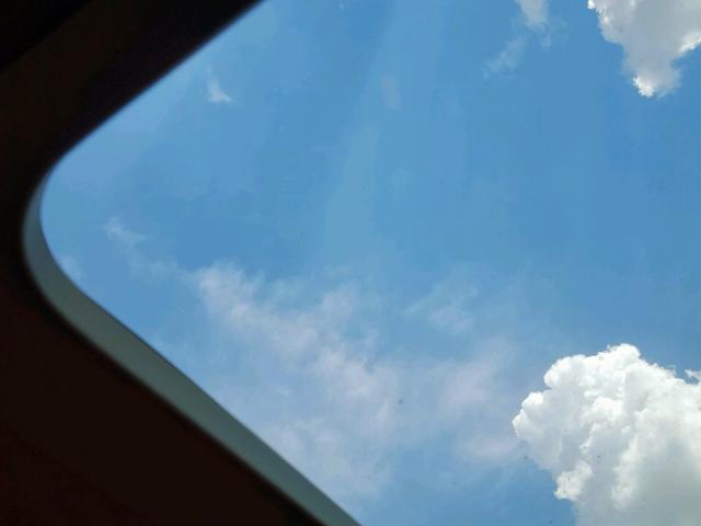 2G2WP552581167570 - 2008 PONTIAC GRAND PRIX BLUE photo 9