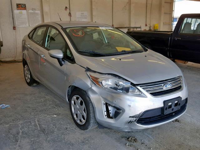 3FADP4BJ5DM162144 - 2013 FORD FIESTA SE SILVER photo 1