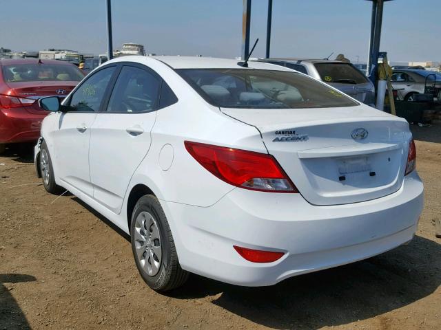 KMHCT4AEXHU274294 - 2017 HYUNDAI ACCENT SE WHITE photo 3