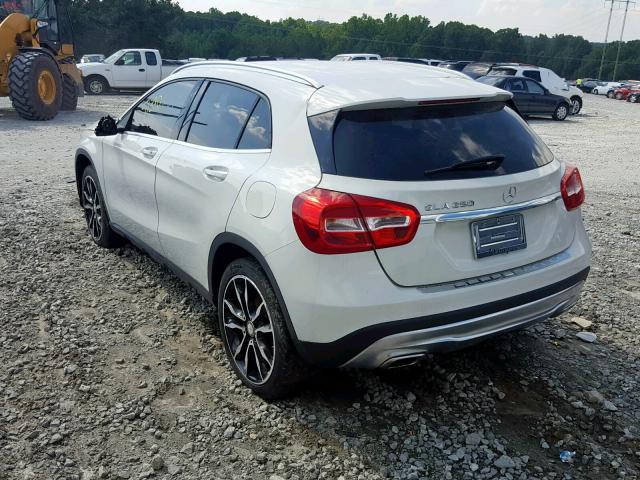 WDCTG4EB0GJ200983 - 2016 MERCEDES-BENZ GLA 250 WHITE photo 3