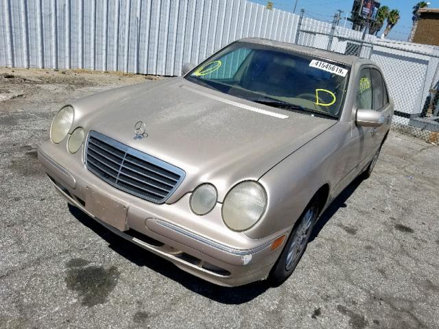 WDBJF65J71B294122 - 2001 MERCEDES-BENZ E 320 GOLD photo 2