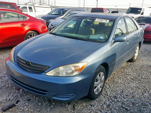 4T1BE32K83U710279 - 2003 TOYOTA CAMRY LE BLUE photo 2