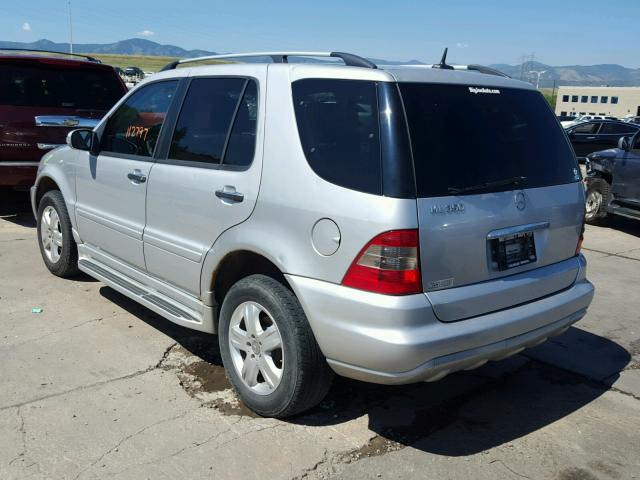 4JGAB57EX5A532494 - 2005 MERCEDES-BENZ ML 350 SILVER photo 3