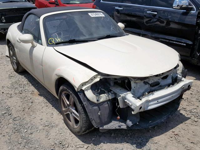 JM1NC25FX60116269 - 2006 MAZDA MX-5 MIATA WHITE photo 1