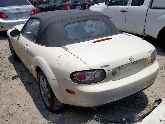 JM1NC25FX60116269 - 2006 MAZDA MX-5 MIATA WHITE photo 3