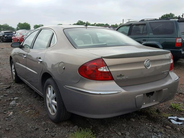 2G4WD582X61225617 - 2006 BUICK LACROSSE C BROWN photo 3