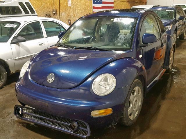 3VWCC21C8YM447948 - 2000 VOLKSWAGEN NEW BEETLE BLUE photo 2
