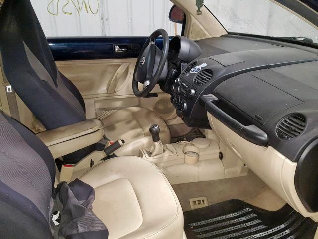 3VWCC21C8YM447948 - 2000 VOLKSWAGEN NEW BEETLE BLUE photo 5