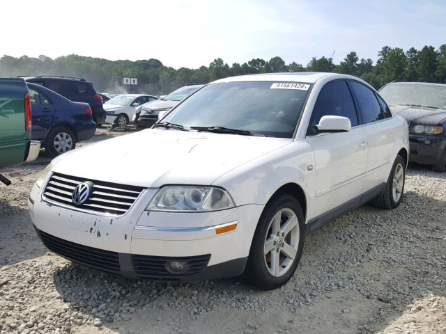 WVWRH63B84P140150 - 2004 VOLKSWAGEN PASSAT GLX 白色 照片 2