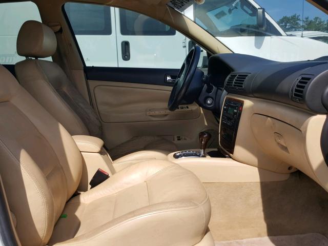 WVWRH63B84P140150 - 2004 VOLKSWAGEN PASSAT GLX 白色 照片 5