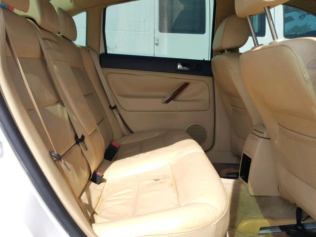WVWRH63B84P140150 - 2004 VOLKSWAGEN PASSAT GLX 白色 照片 6