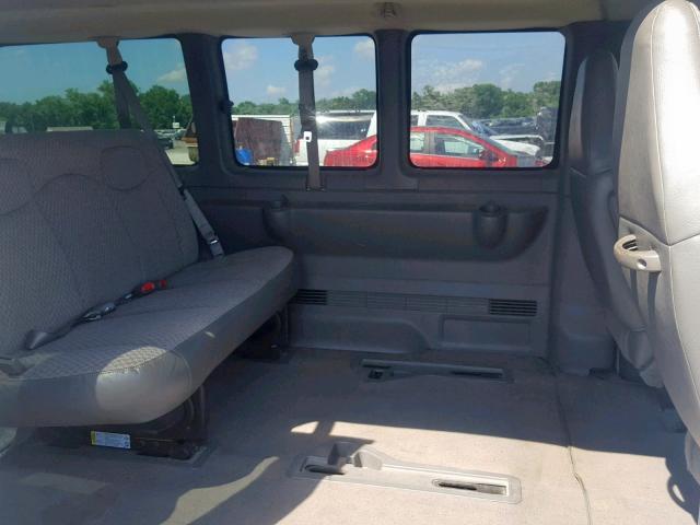 1GJHG35U061241175 - 2006 GMC SAVANA G35 WHITE photo 6