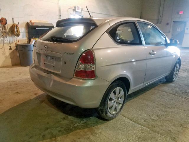 KMHCM3AC4AU186000 - 2010 HYUNDAI ACCENT BLU SILVER photo 4