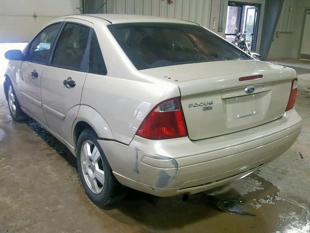 1FAHP34N67W261975 - 2007 FORD FOCUS ZX4 BEIGE photo 3