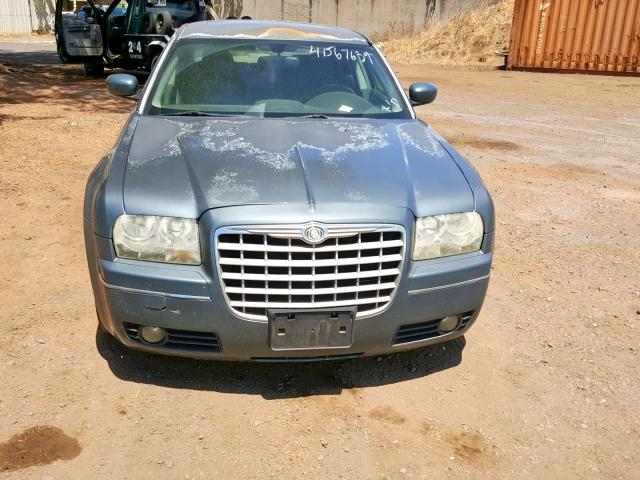 2C3JA53G45H140860 - 2005 CHRYSLER 300 TOURIN GREEN photo 9